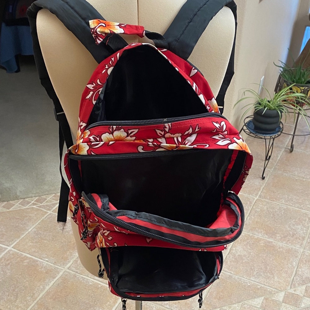 Floral Red Backpack - Picture 2 of 4